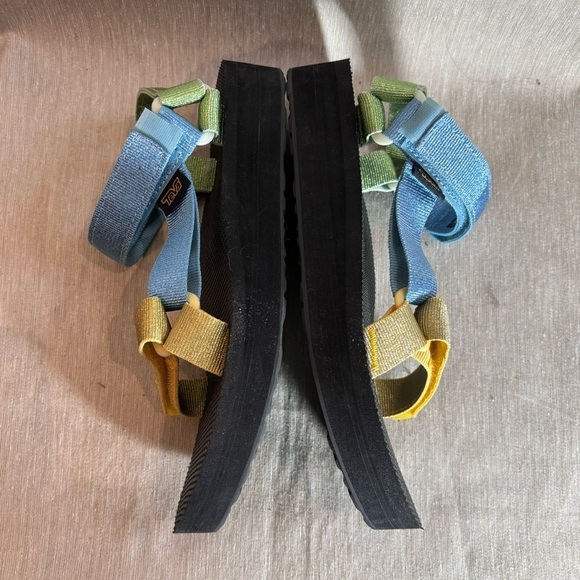 TEVA Sz 7  Universal Velcro Closure Yellow Blue Green Block Colour Sandals NWOT - Picture 5 of 9